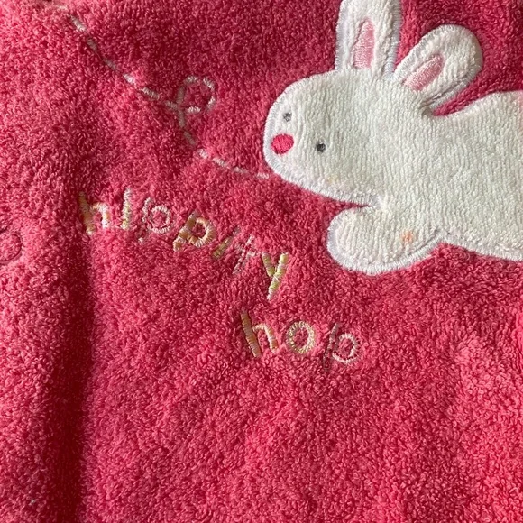 Carter's NWT Pink Plush Footed One-Piece with Bunny Applique - Picture 5 of 7